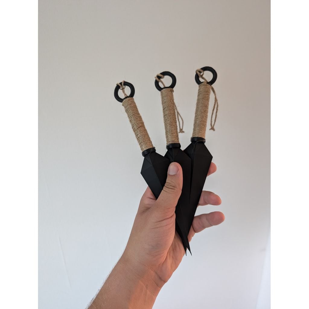 Anime style kunai prop