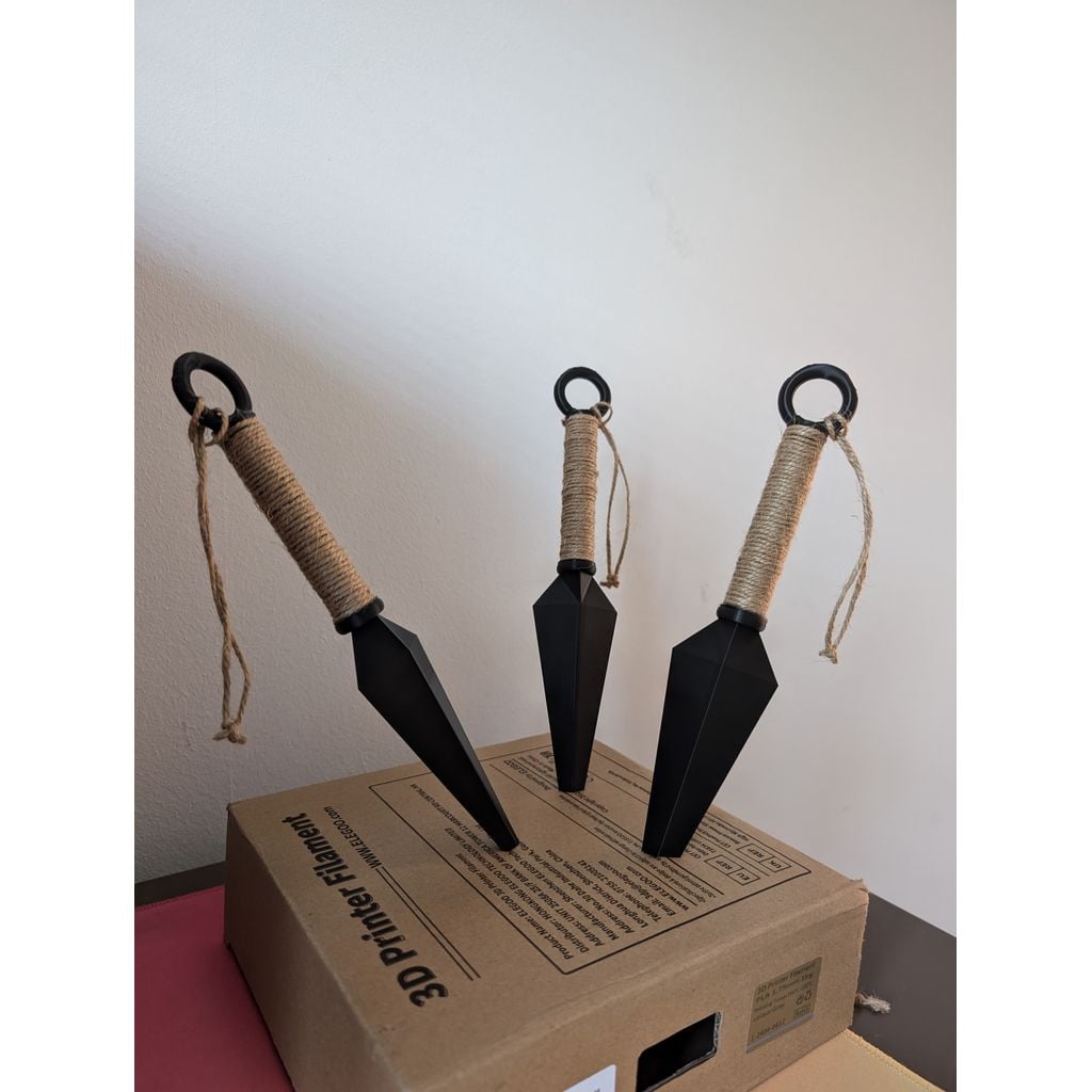 Anime style kunai prop
