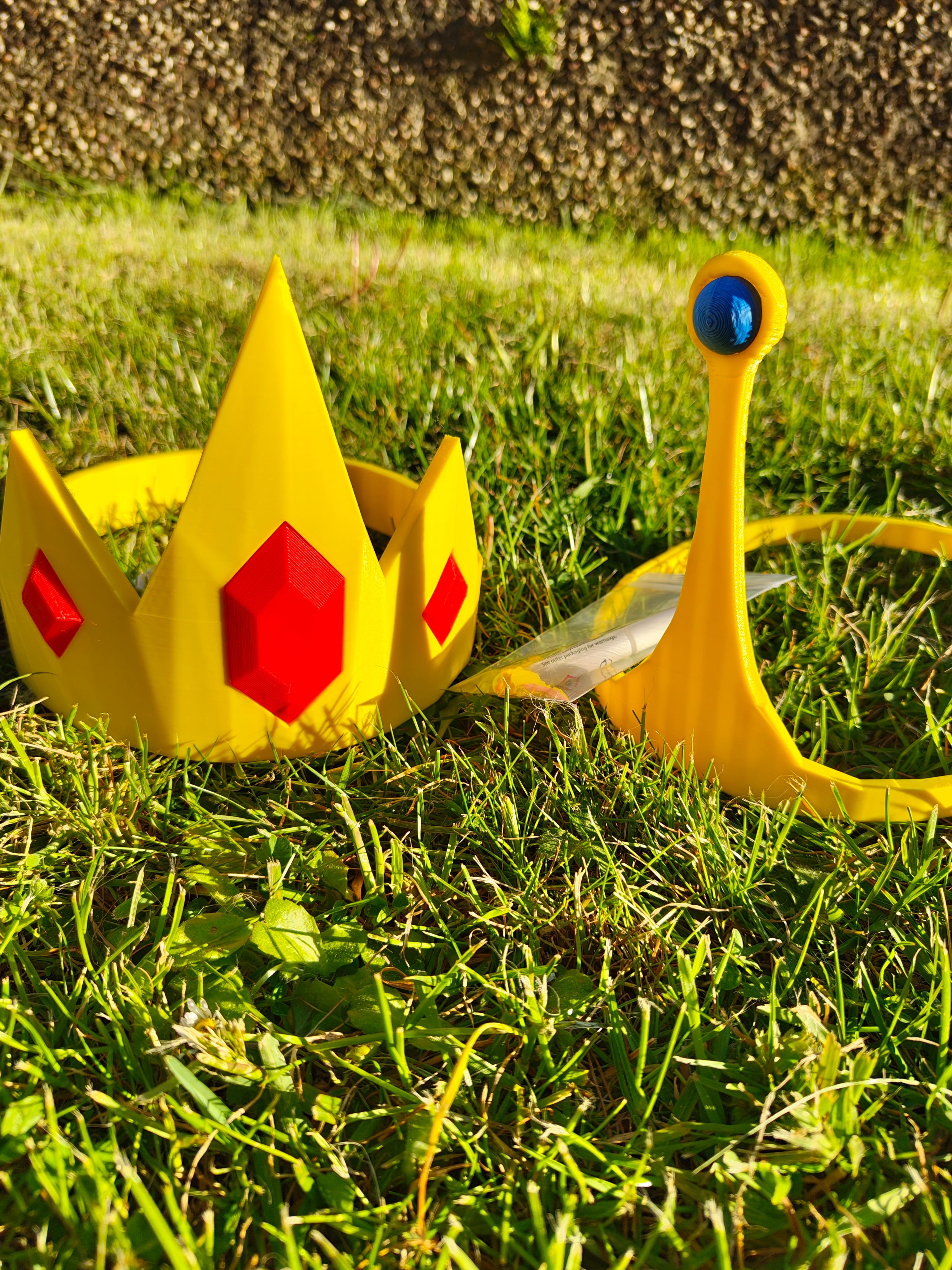 2 adventure time crowns, Ice King, Princess Bubblegum