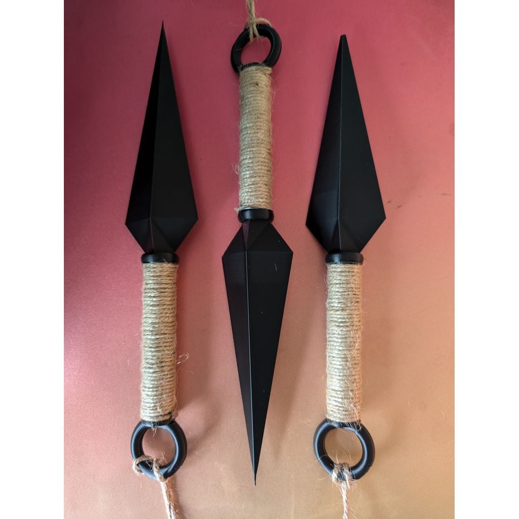 Anime style kunai prop